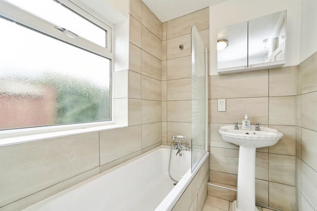 Additional image 6 of Carnoustie Grove, BINGLEY