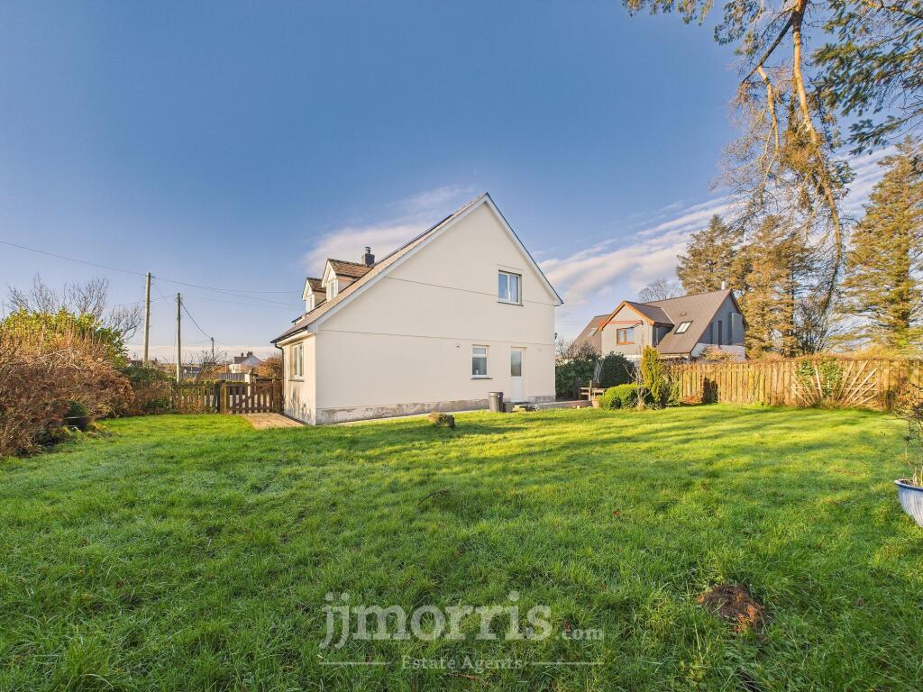 House in Boncath - View 3