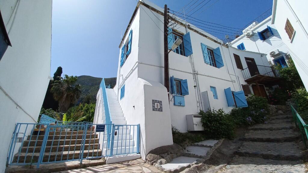 Main image of property: Karmi, Girne