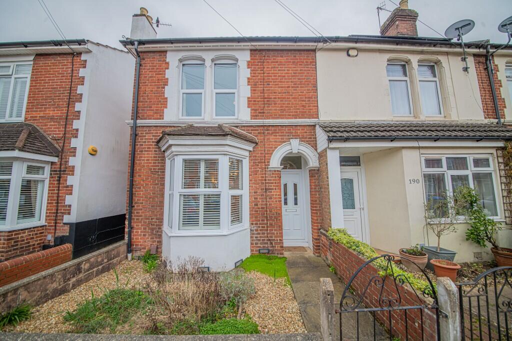 Main image of property: Market Street, Eastleigh, SO50