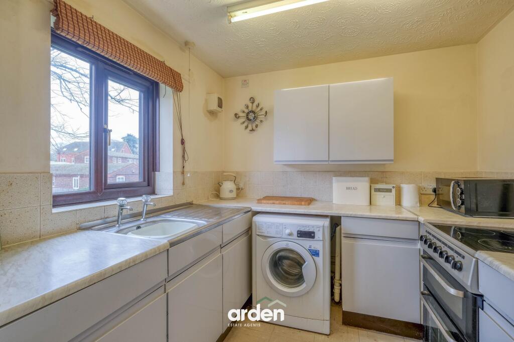 Additional image 3 of Foregate Street, Astwood Bank, B96