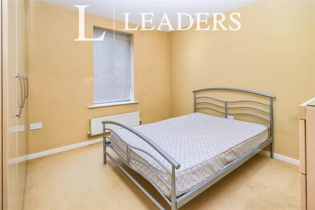 Apartment in Liverpool - More
