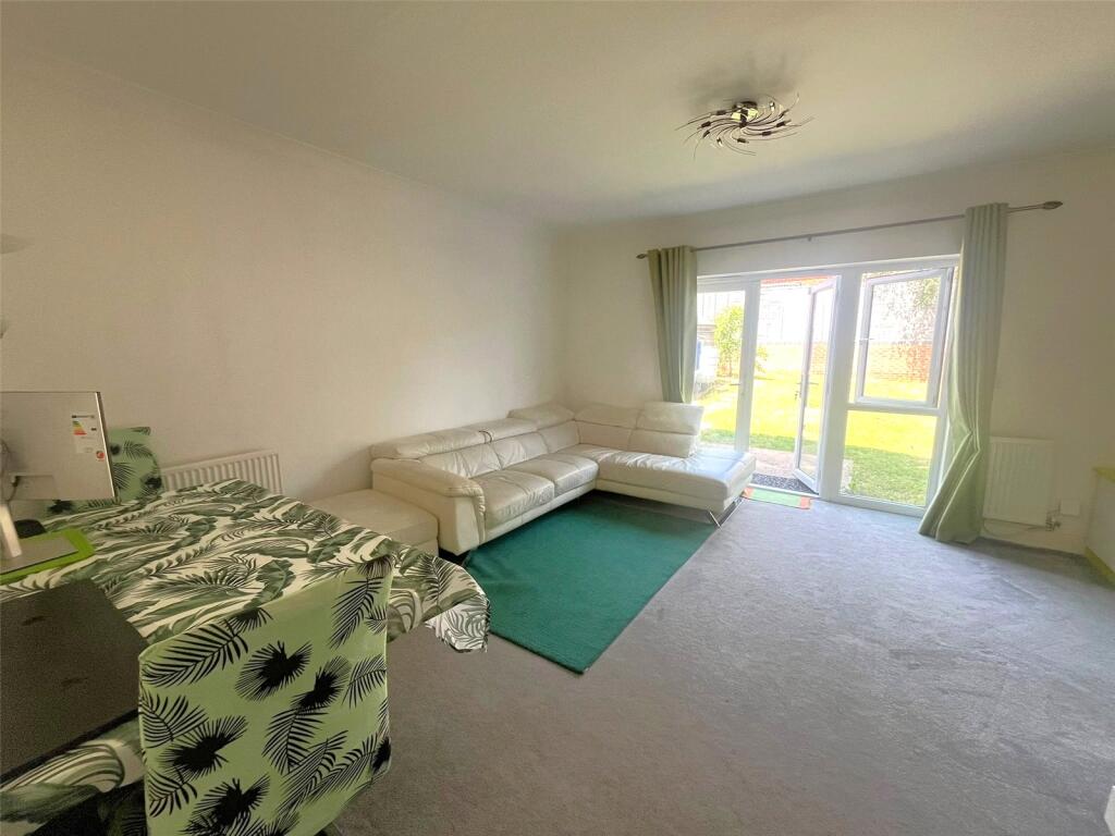 Wolfson Drive, Basingstoke, Hampshire, RG24 - More