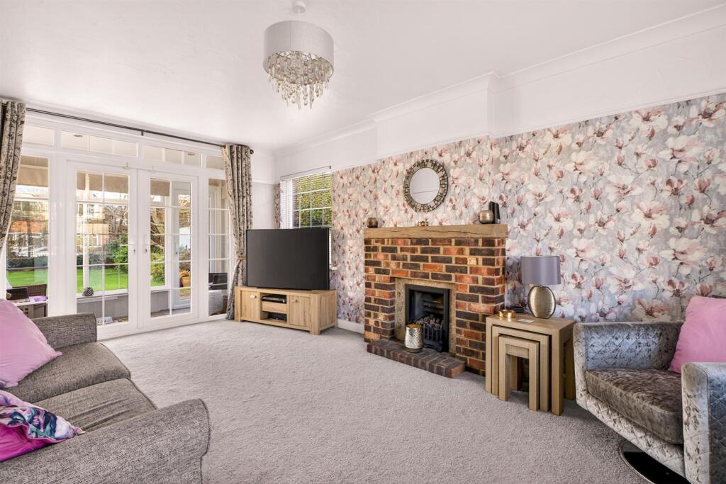 House in Arun, Rustington - View 3