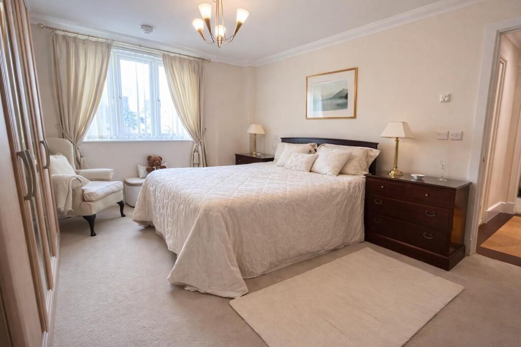 Apartment in Eastbourne, Seaside, Roselands - View 5