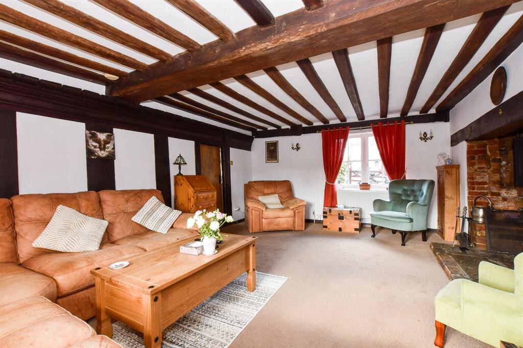 4-bed semi-detached on Romney Road, Willesborough, Ashford, Kent, £410,000