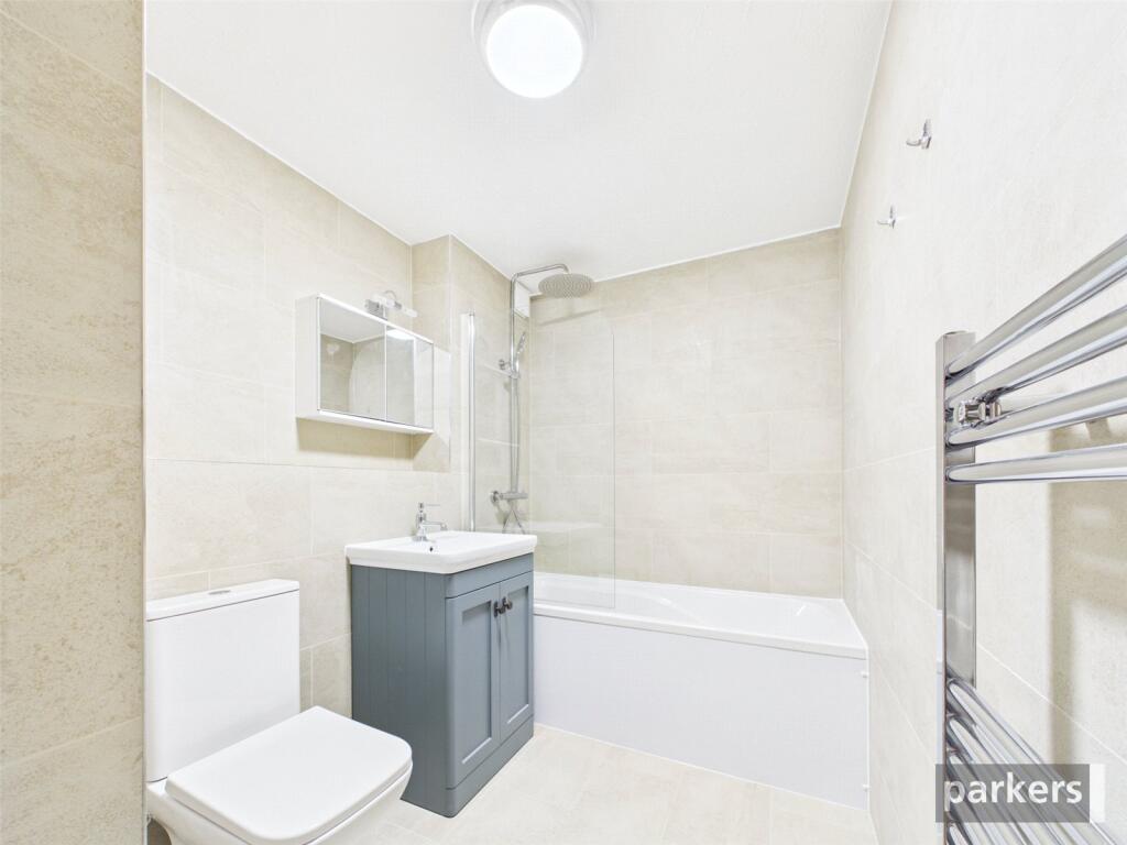 Apartment in Reading - More