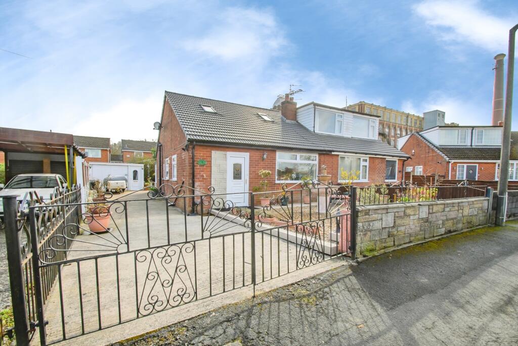 Main image of property: Affleck Avenue, Radcliffe, Manchester, Greater Manchester, M26