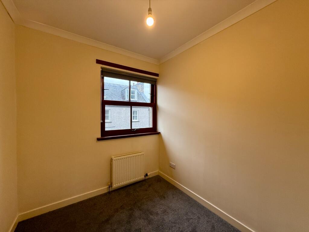 House in Kilmarnock, East Ayrshire - More