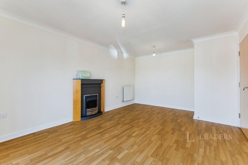 Apartment in Epsom and Ewell, Epsom - View 4