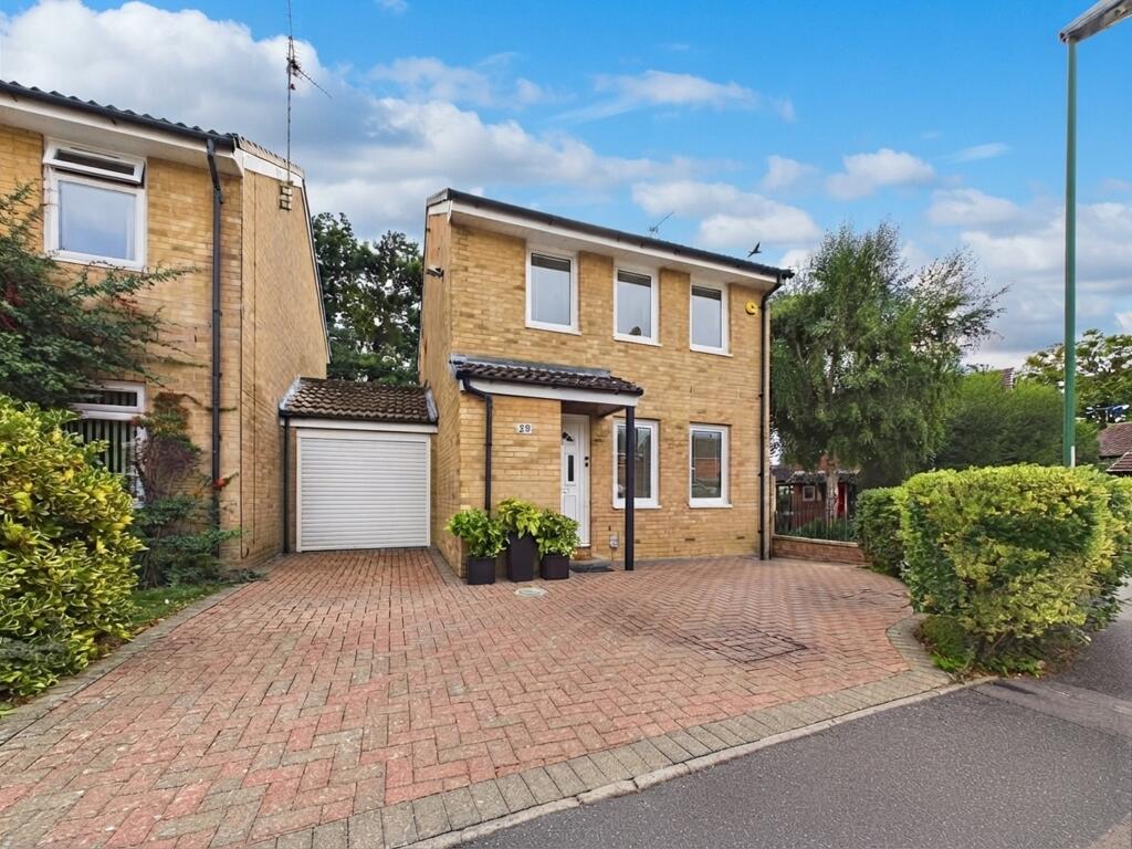 Main image of property: Bluebell Close, Horsham, West Sussex