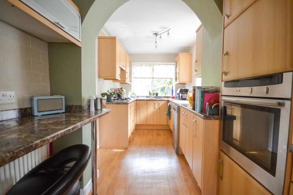 House in Rotherham, Herringthorpe - More