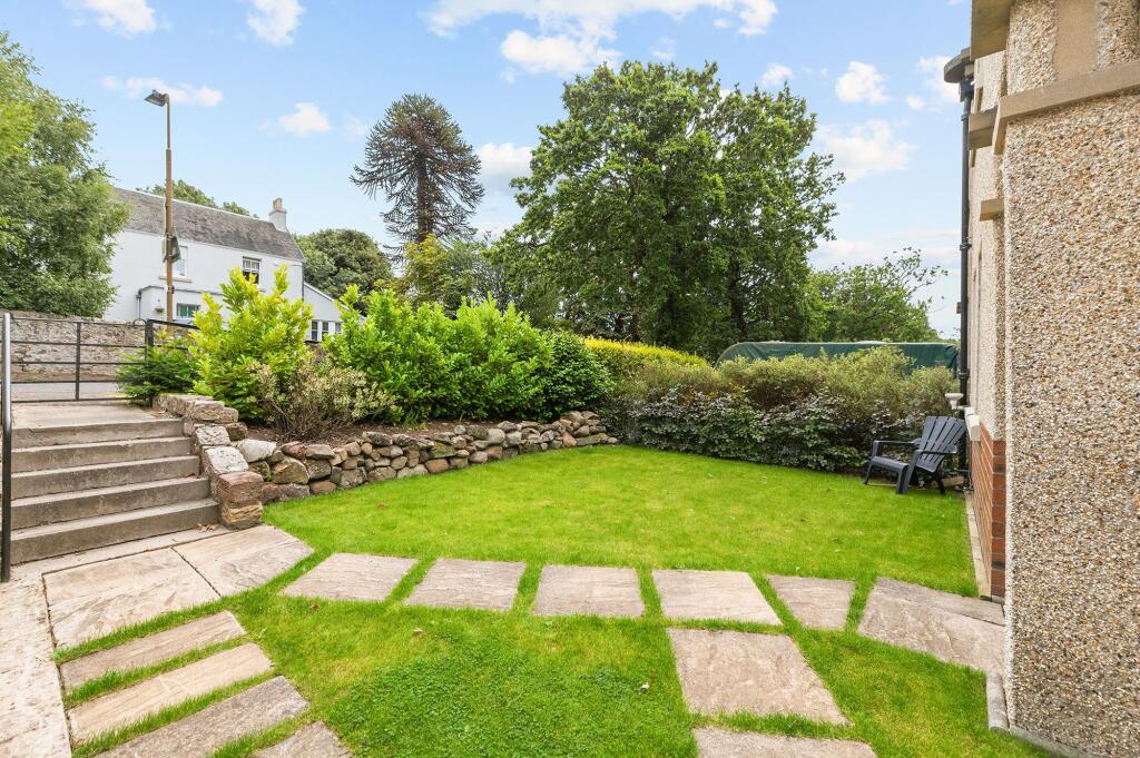 House in Dalmeny, Scotstoun - View 4