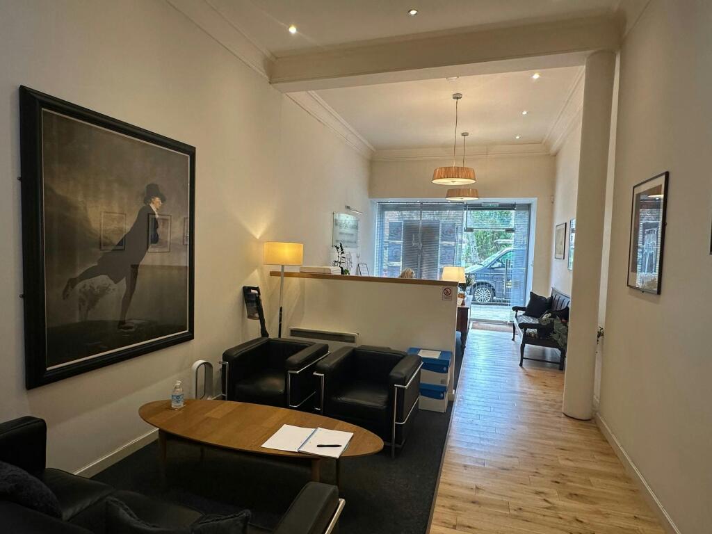 110 Drymen Rd , Bearsden - 004.jpg