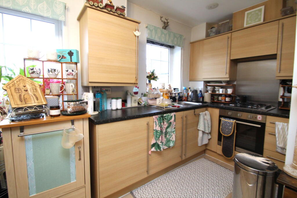 Nowell Close, Braintree, CM7 5BX photo 4