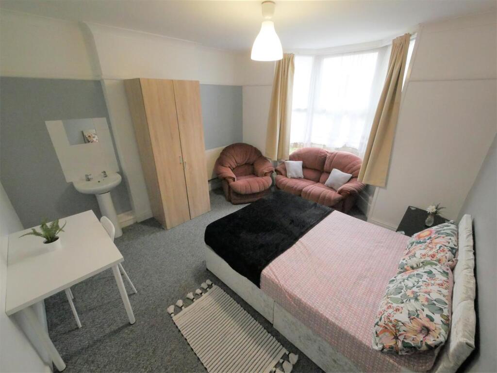 Main image of property: Elmsgate, Bournemouth, BH7