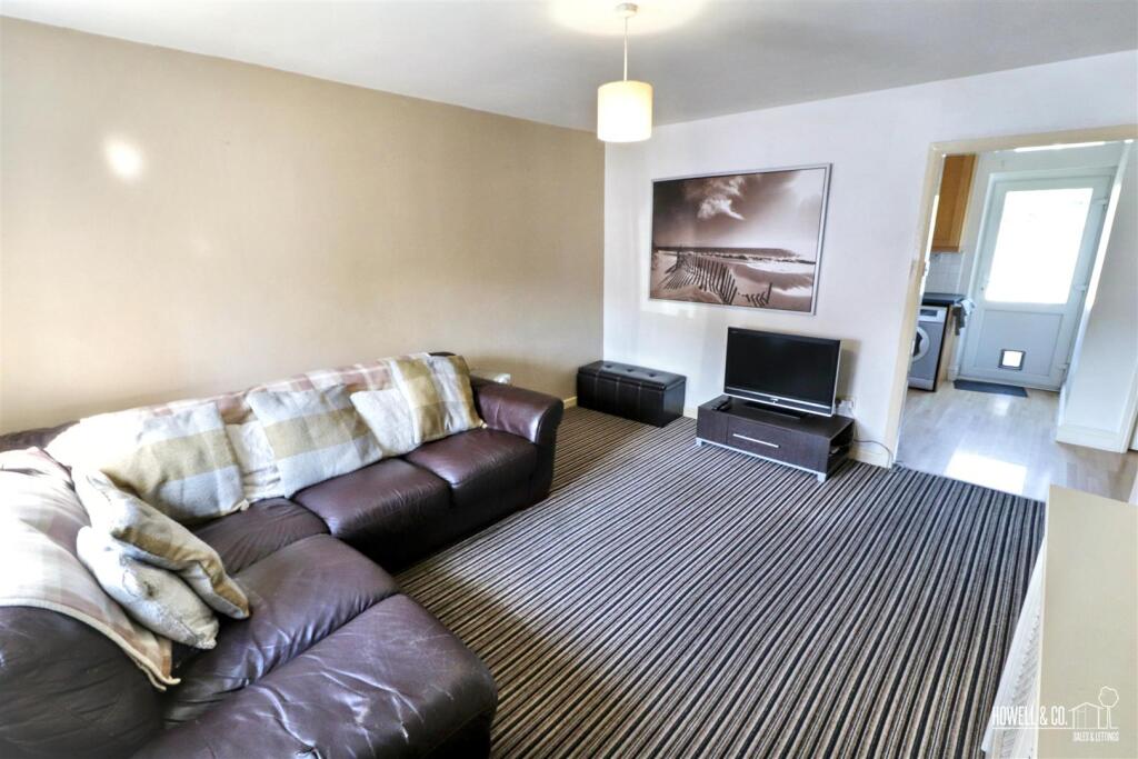 Ollerton Close, Grappenhall, Warrington photo 5