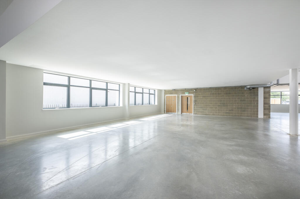 Photo 9