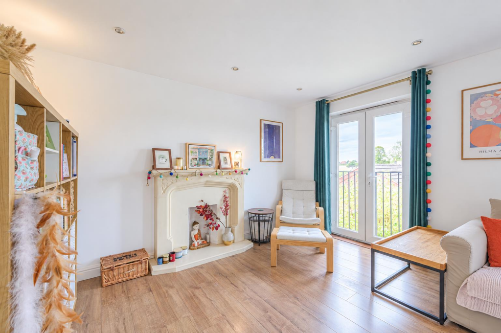 37, Edward Street, Overseal, DE12 photo 4