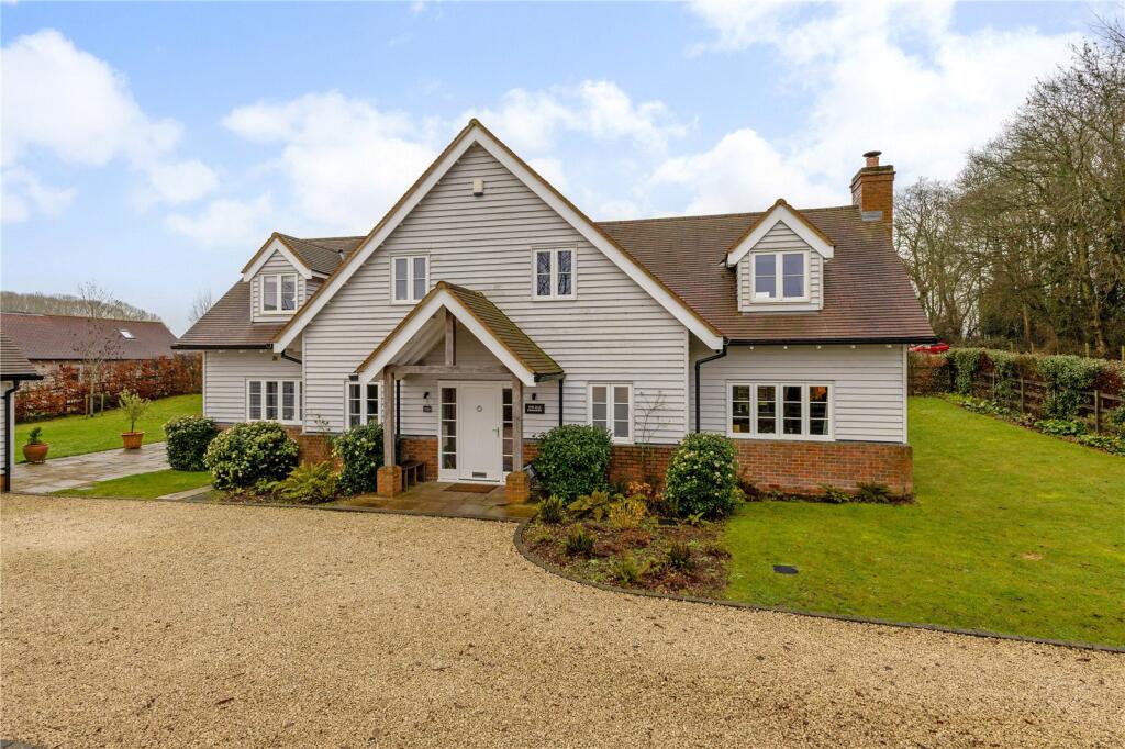 Main image of property: Cotton Spring View, Flamstead, St. Albans, Hertfordshire, AL3