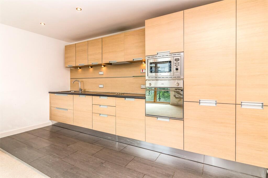 Apartment in Manchester - View 3