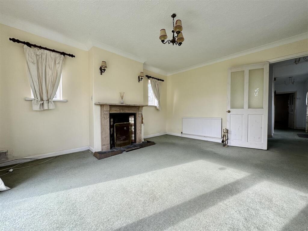 House in Plymouth, Eggbuckland - View 5