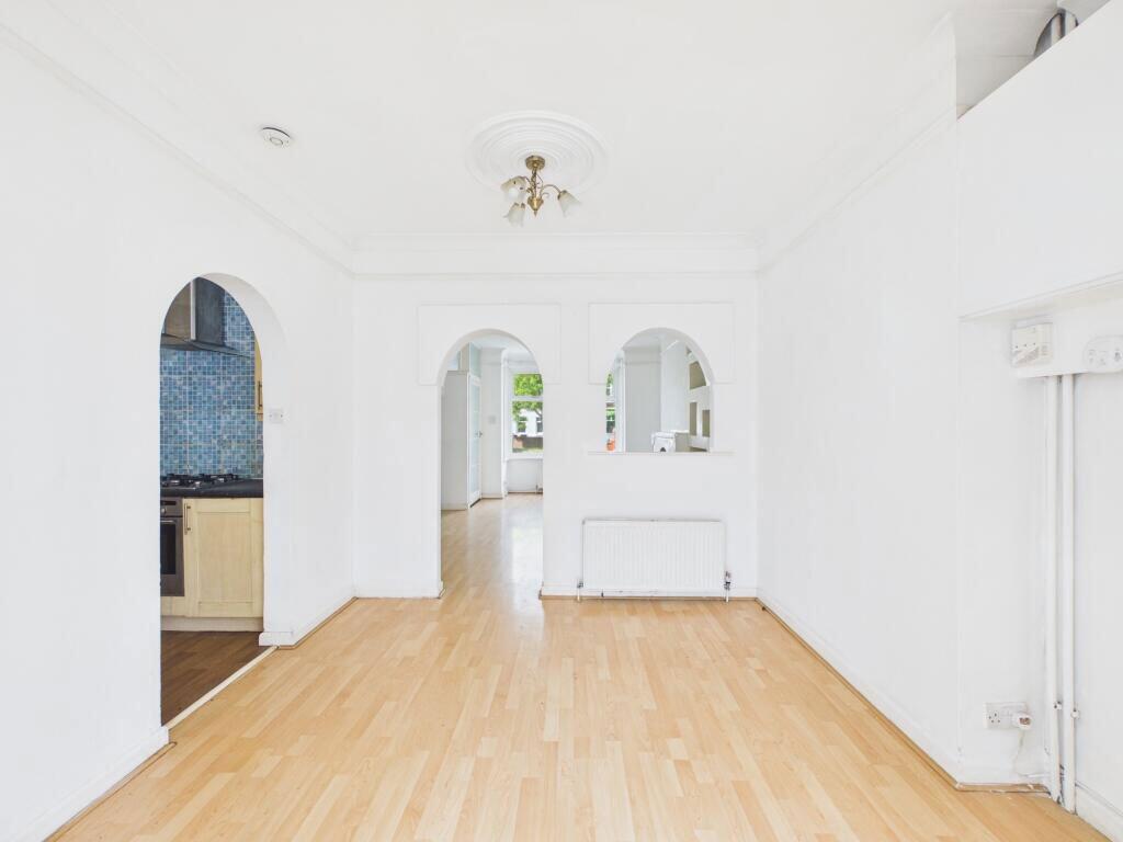 House in Portsmouth - View 5