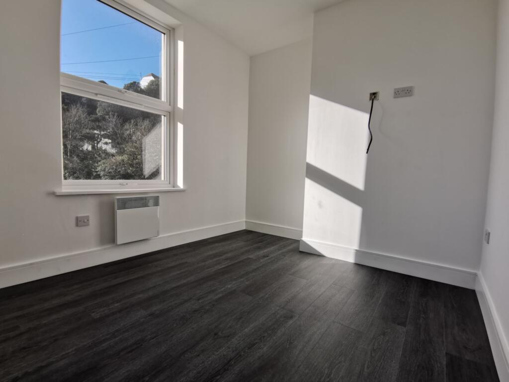 Apartment in Canterbury - View 4