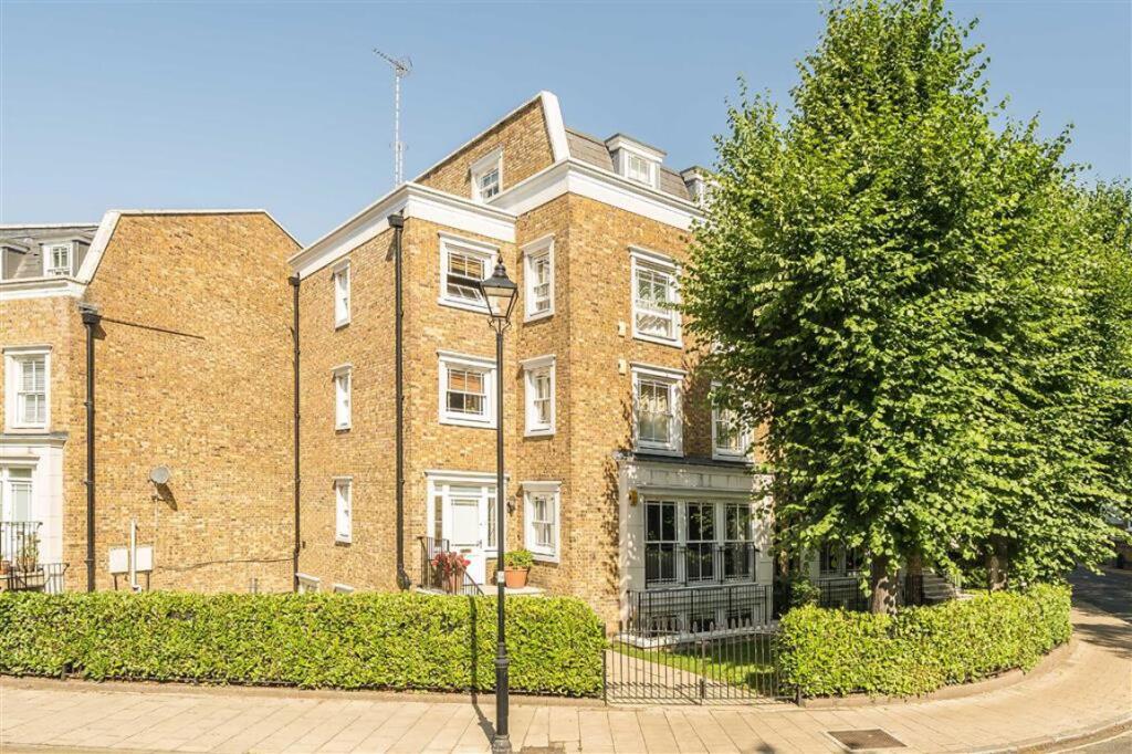 Main image of property: Stockwell Park Road, Stockwell