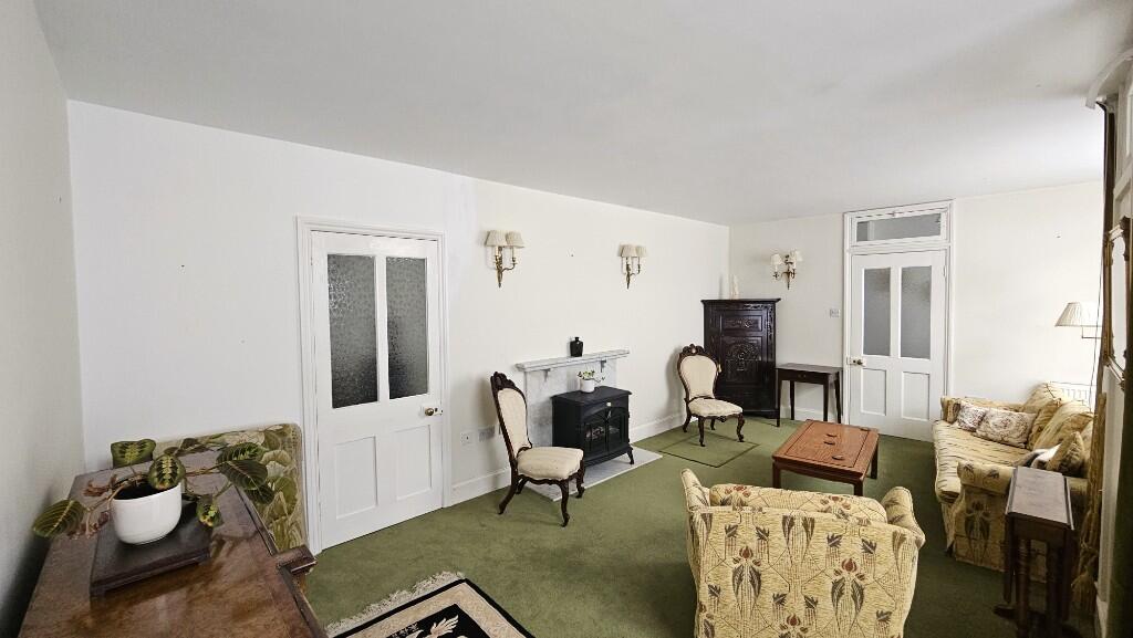 House in Church Stretton, Church Stretton town centre, All Stretton - More