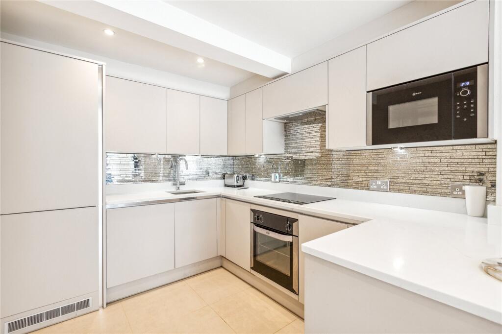 Main image of property: Ferndale Road, London, SW4