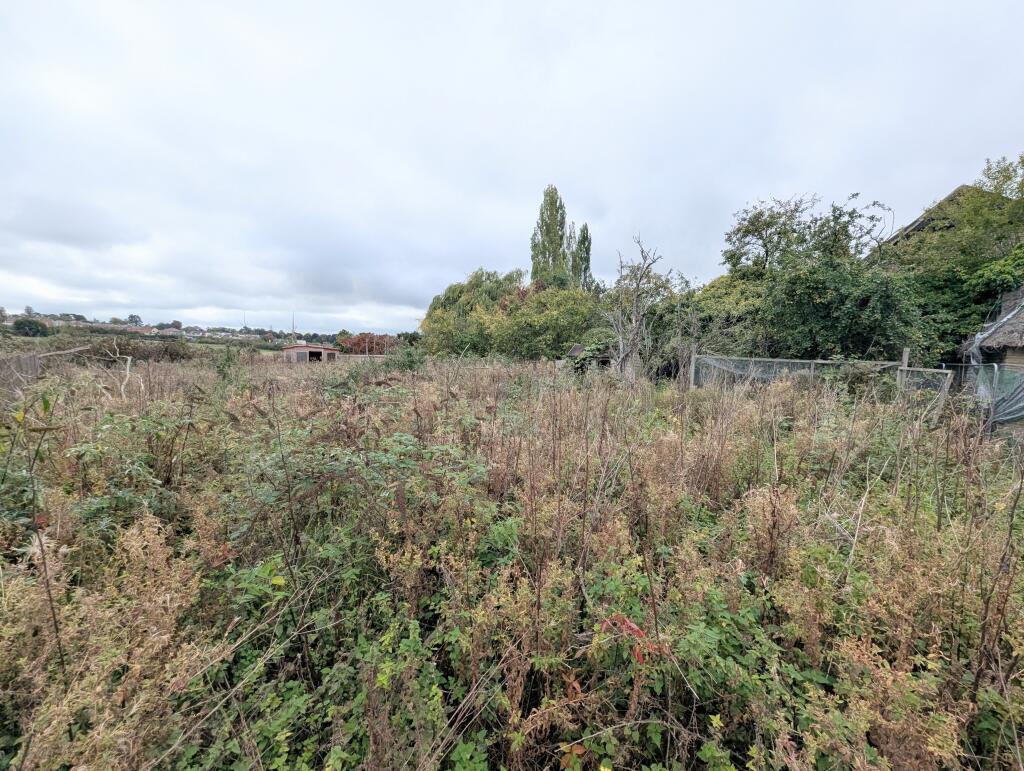  Gulliver's Cottage, 17 Horse Road, Hilperton Marsh, Trowbridge, Wiltshire BA14 7PE photo 4