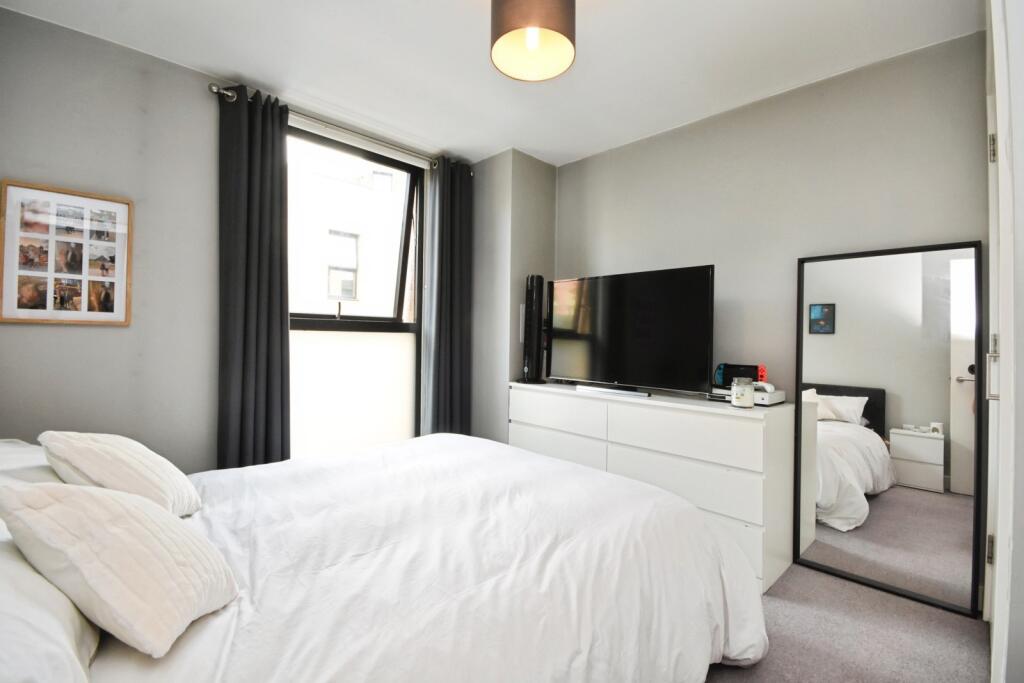Apartment in Chelmsford - View 4