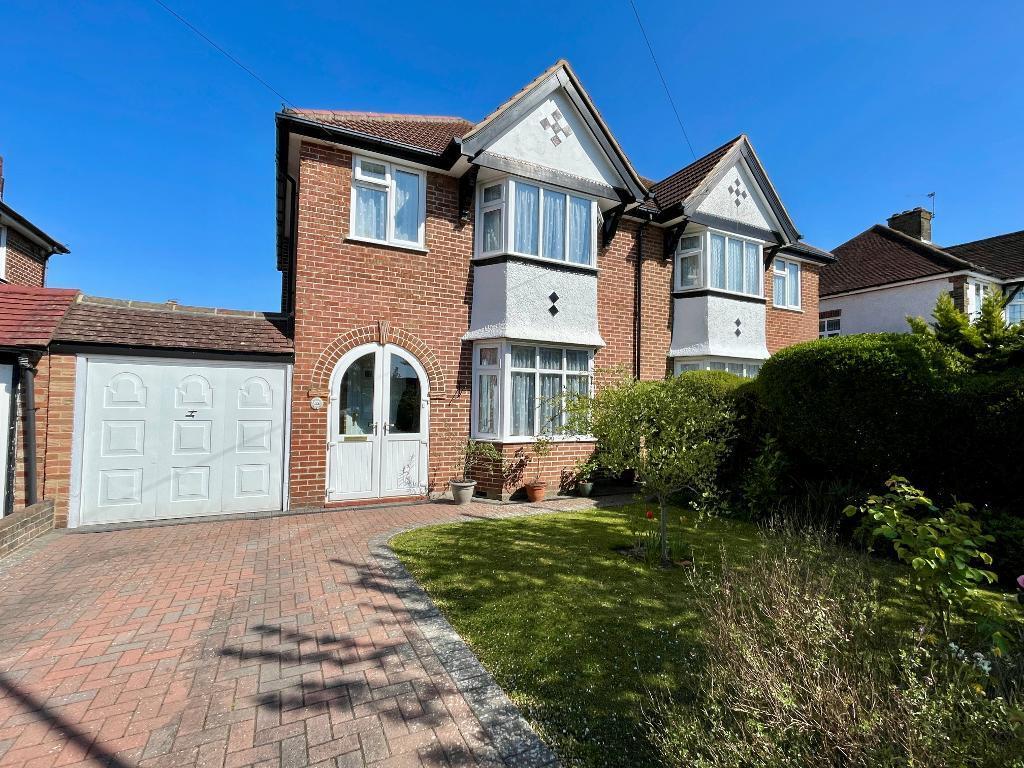 Main image of property: Ellesmere Drive, Sanderstead, South Croydon, CR2 9EL