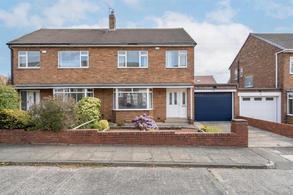 3-bed semi-detached on Cornhill Crescent, North Shields, £270,000