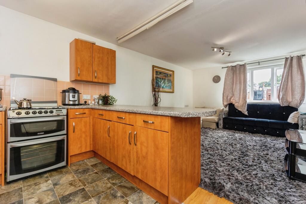 Whitecliff Close, Manchester, M14 - View 4
