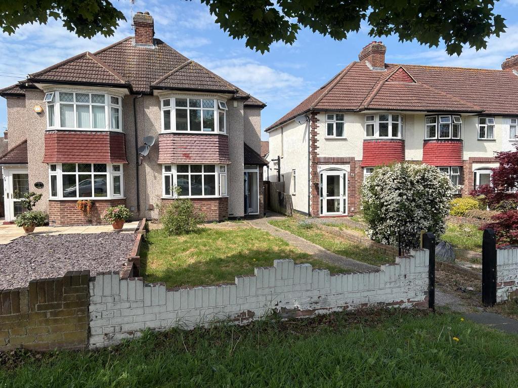 Main image of property: Cray Avenue, Orpington, Kent, BR5 4AA