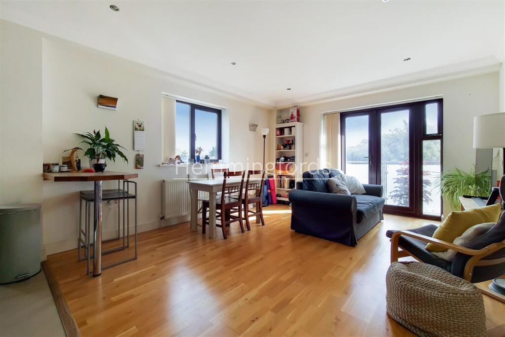 Main image of property: Maple Leaf Court, Broomfield Lane, Palmers Green, N13