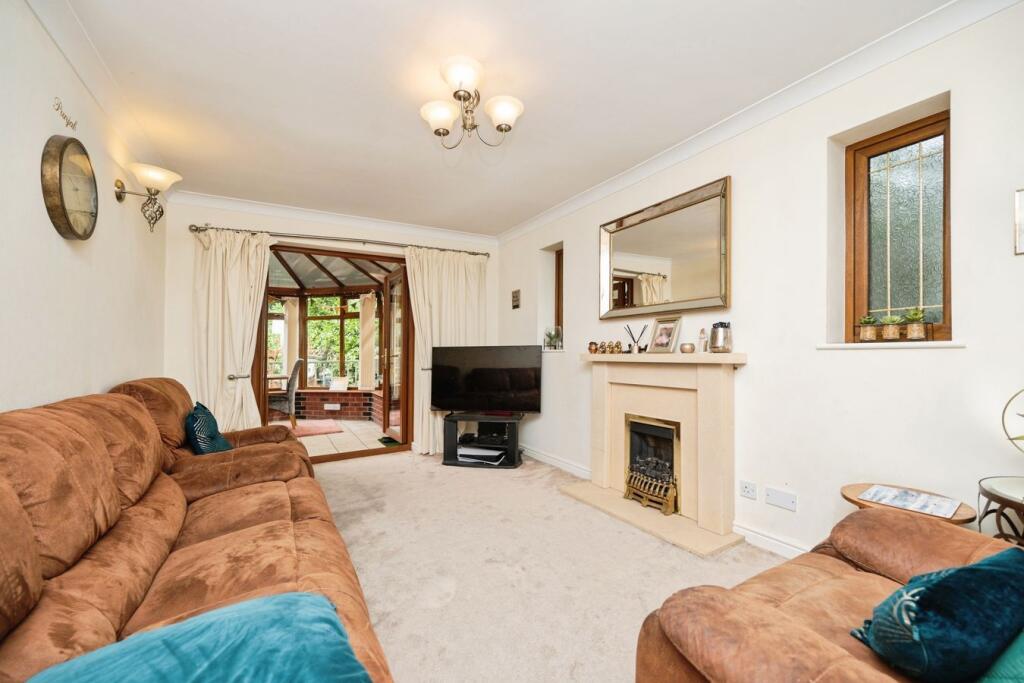House in Sandwell, West Midlands - View 2