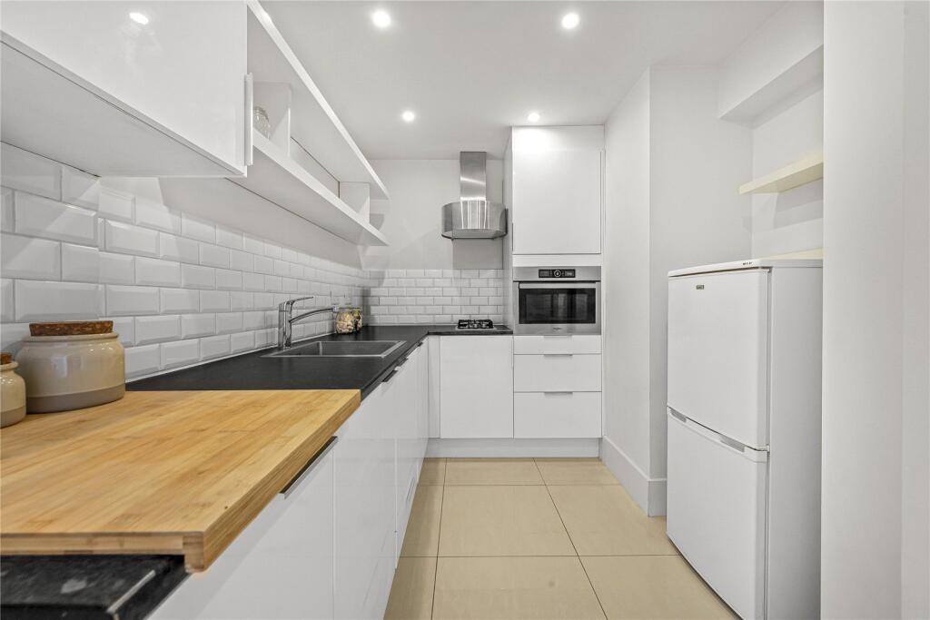 Apartment in London, City of Westminster - More