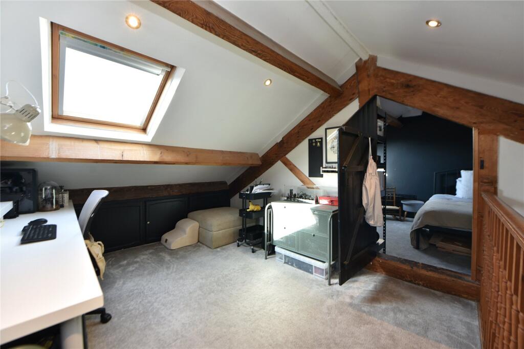 House in Stockport - View 5