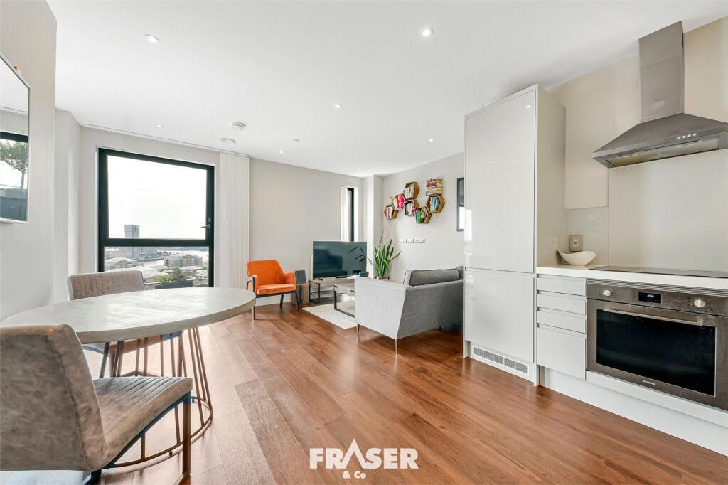 Apartment in London - View 2