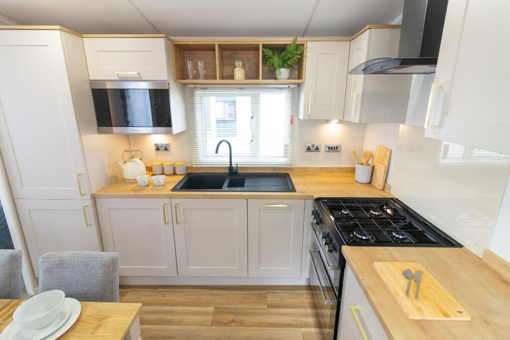Praa Sands Holiday Village, TR20 9SH photo 3