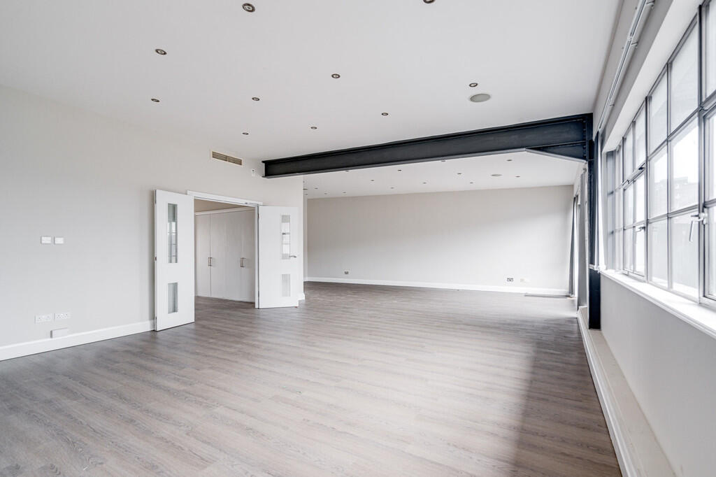 3 bedroom penthouse for rent