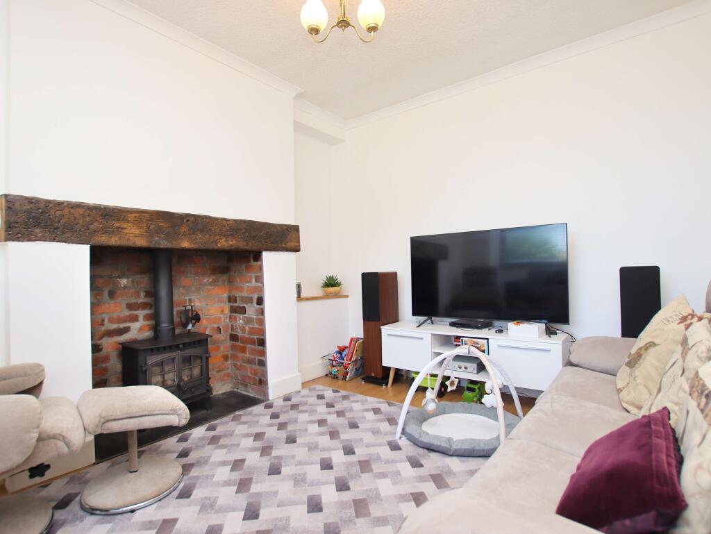 House in Pontypridd, Rhondda Cynon Taf - View 2