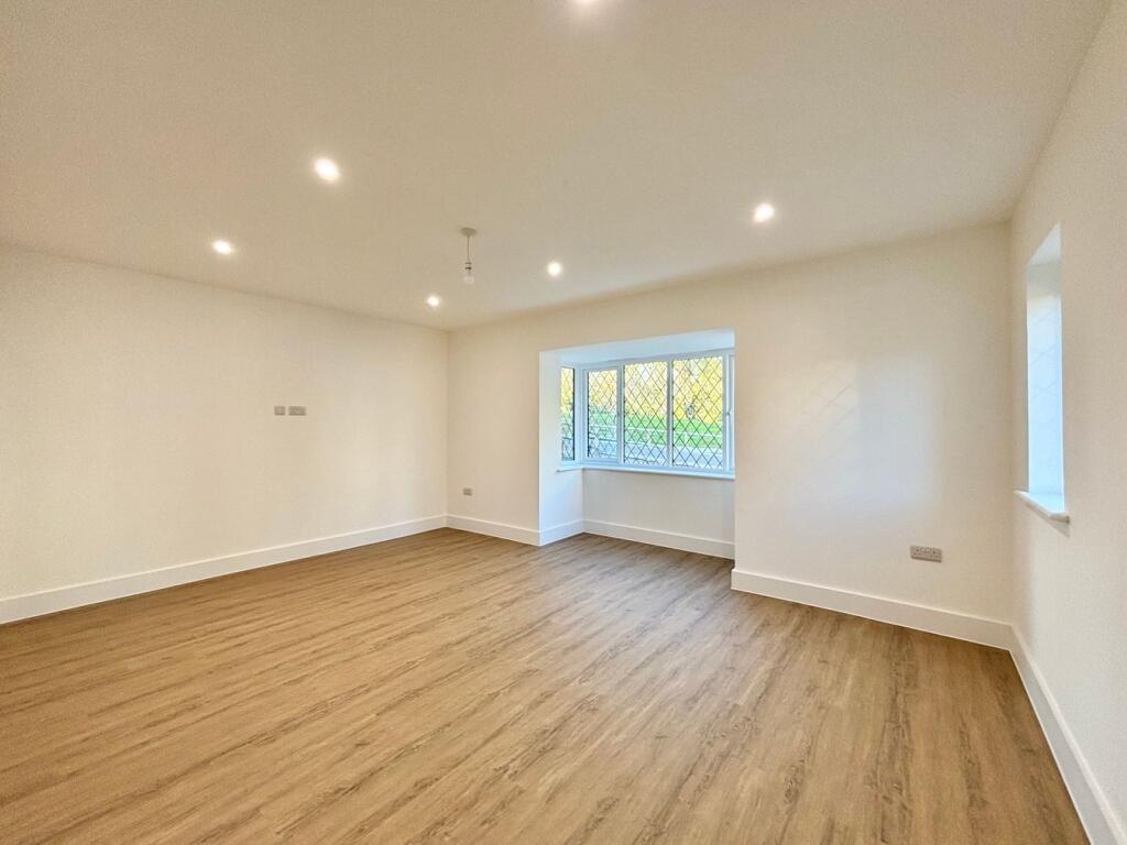 House in Tonbridge - View 5