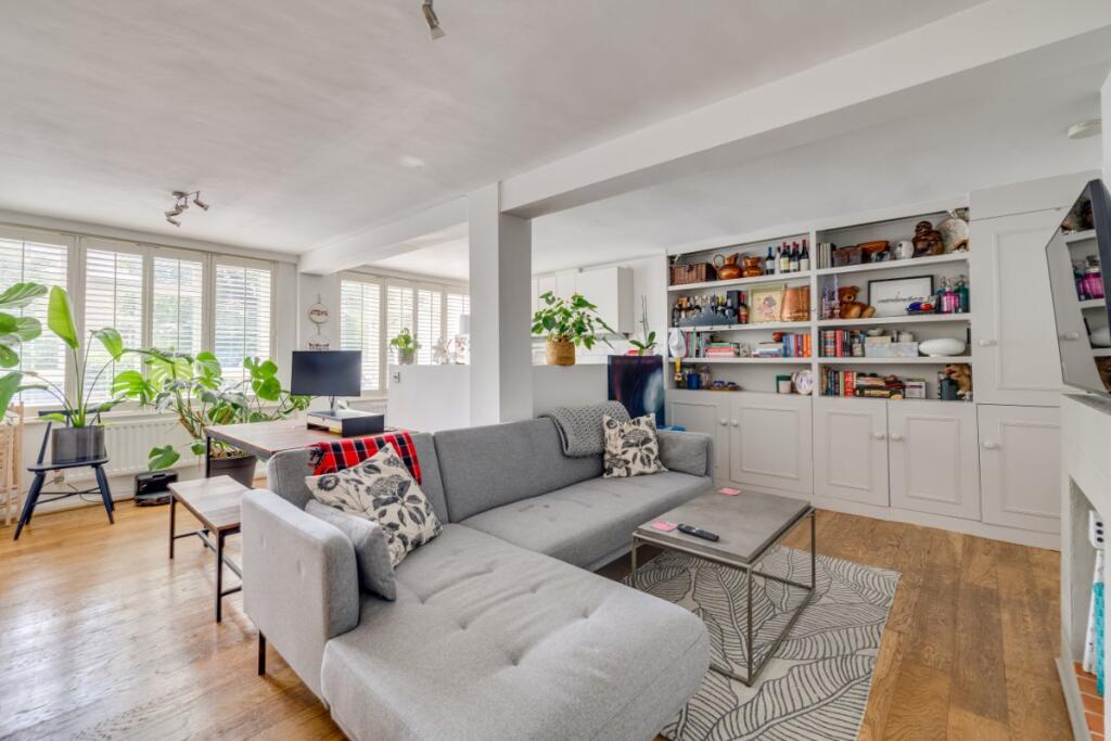 Main image of property: Railway Side, London, SW13