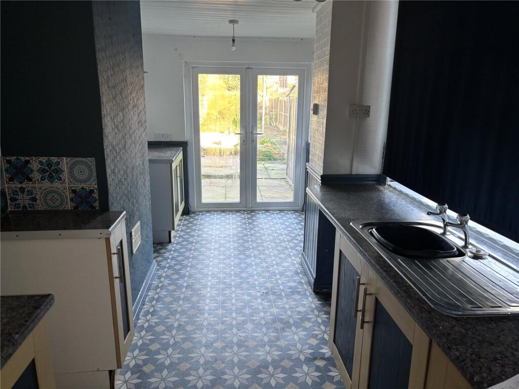 House in Ashfield, Kirkby-in-Ashfield, Sutton-in-Ashfield - More