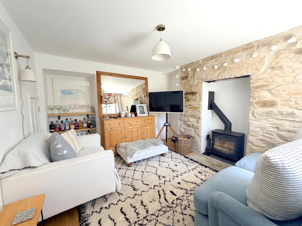 House in Helston, Cornwall - View 2