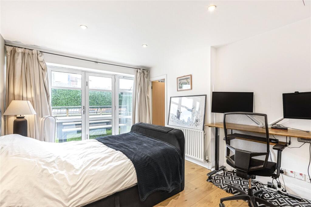 2 bedroom penthouse for rent